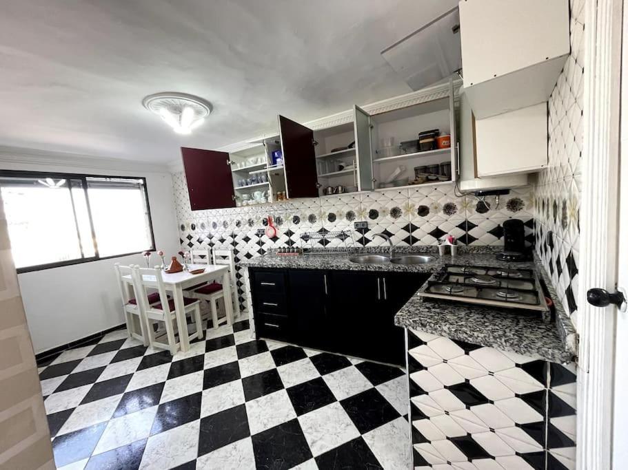 Belle Duplex With Terrace And Rooftop In The Heart Of Medina Tétouan Εξωτερικό φωτογραφία